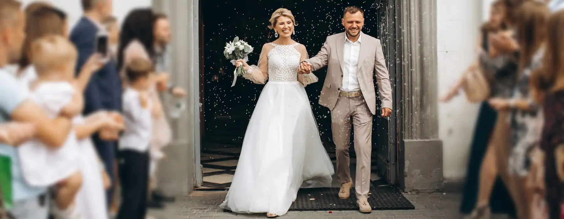 Italy Wedding Fashion newlyweds out the church launch rise