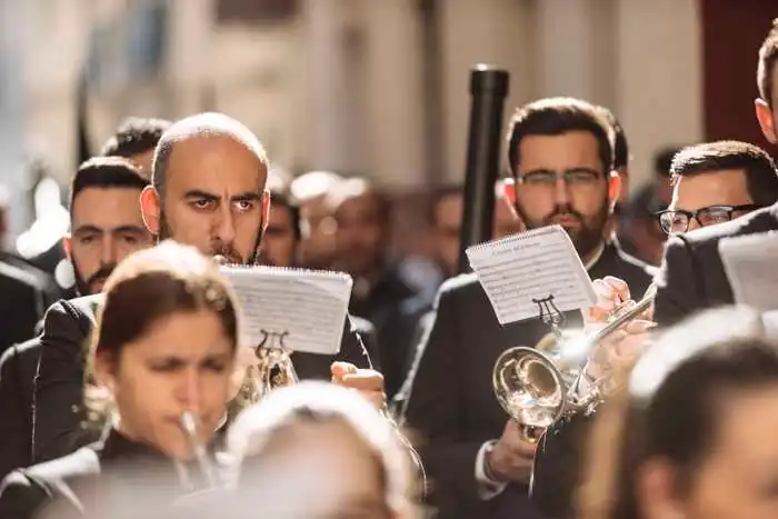 Celebrate the Euphoria of Italy's Summer Events and Celebrations 8 Musical band street performance