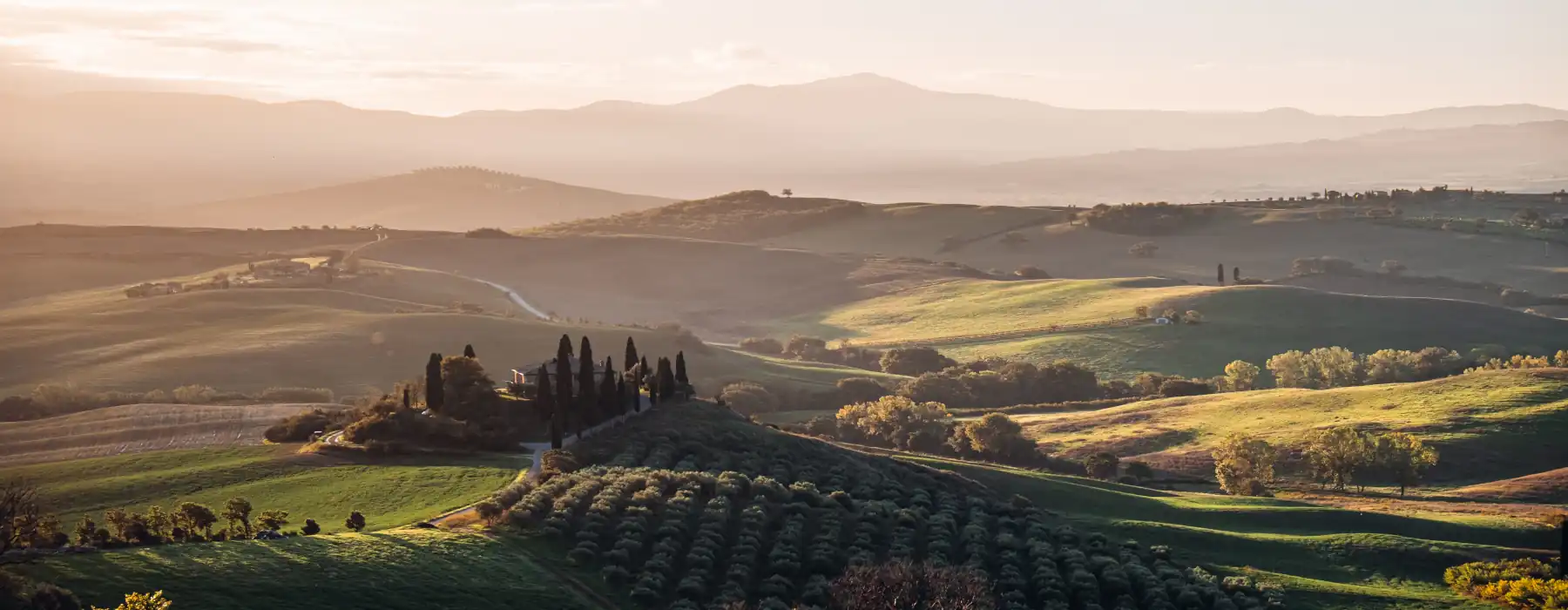 Fall Mountains Living Embrace Italy’s Hidden Autumn Charm Val d`Orcia