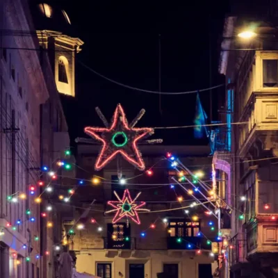 Serene Joy Embracing Healthy Habits Slow Living on Sicily’s Coast at Christmastime